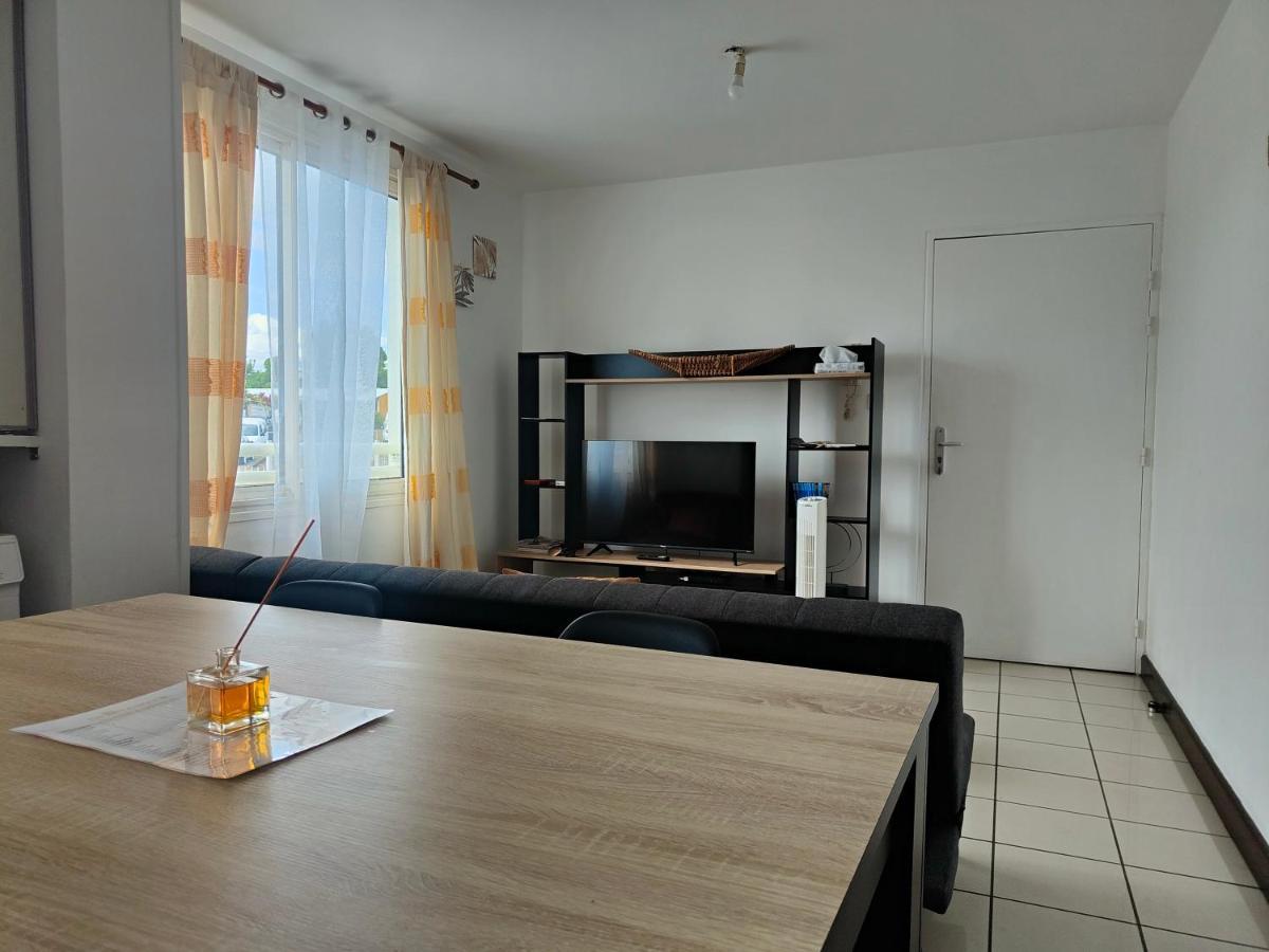 Appartement T2 - Sainte-Marie - 10 Min De L'Aeroport Экстерьер фото
